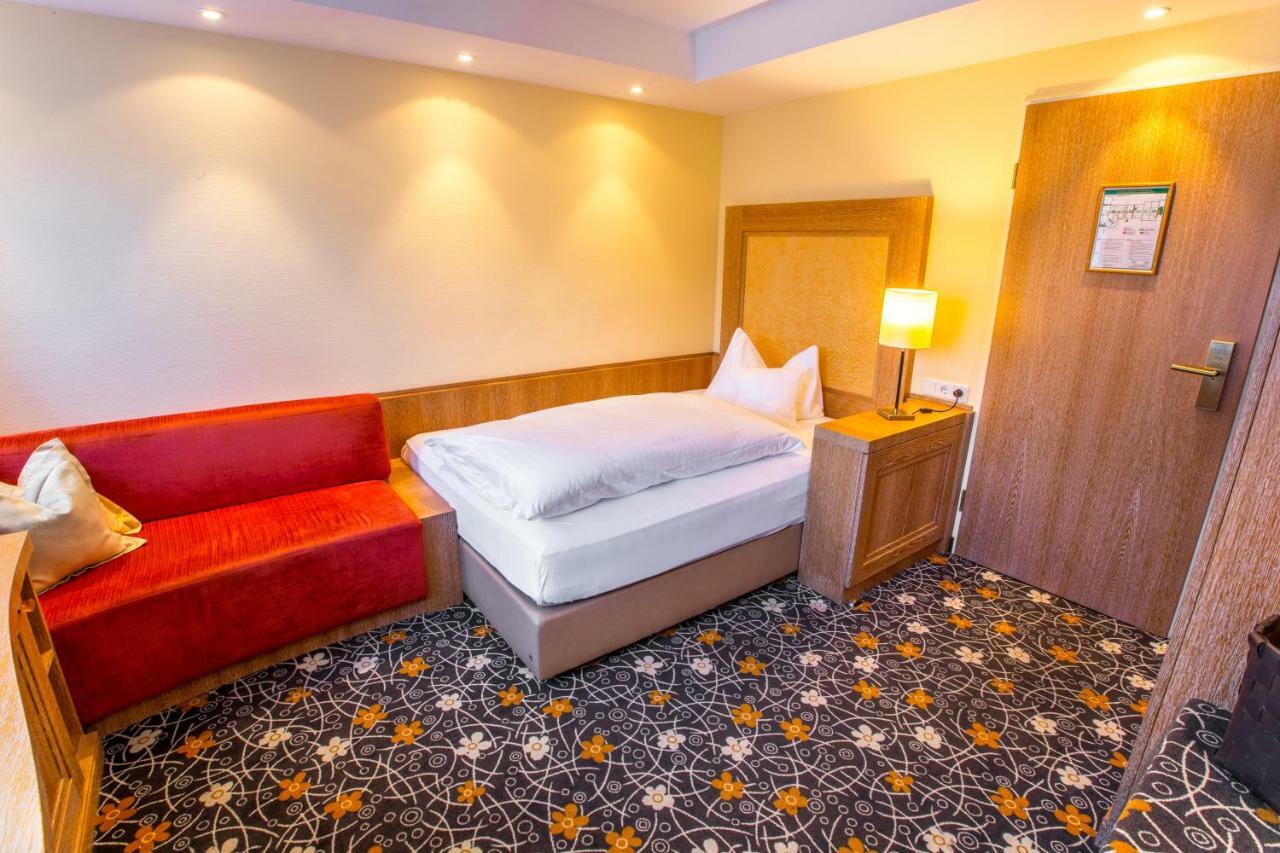 Standard Single Room,907942957:JPEG